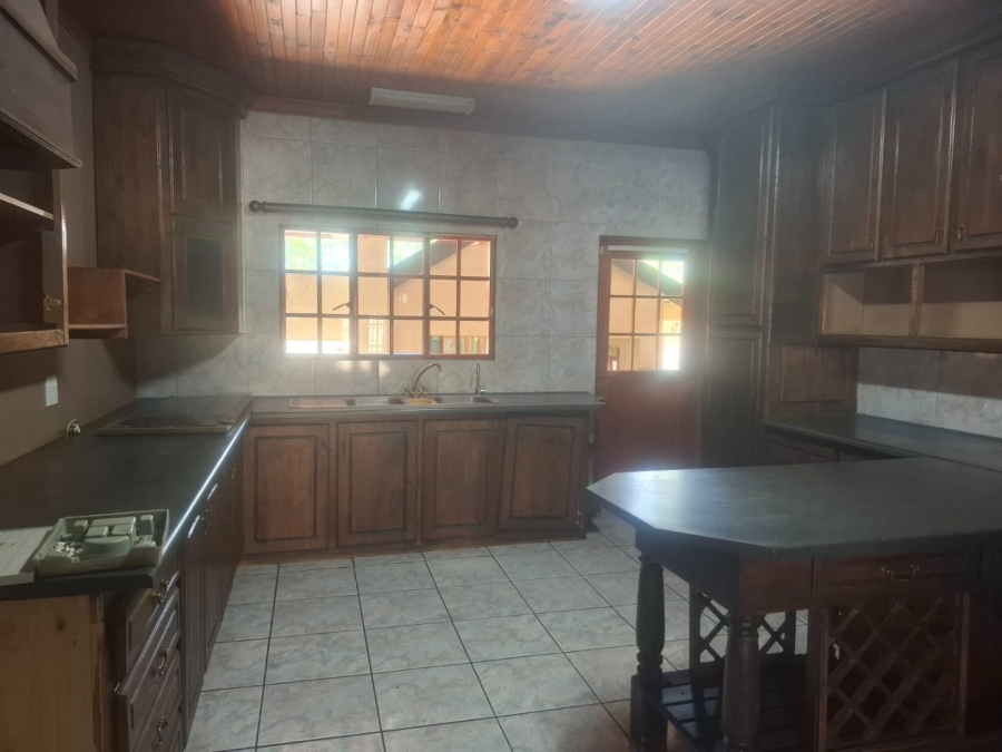 4 Bedroom Property for Sale in Suidrand Free State